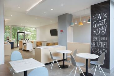 هتل Towneplace Suites By Marriott Toronto Oakville