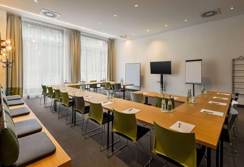 هتل Vienna House Easy By Wyndham Leipzig