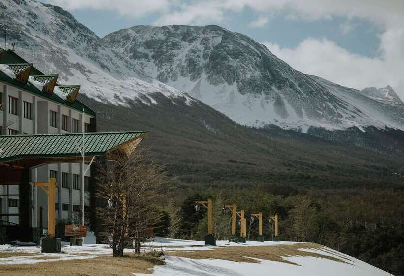 هتل Wyndham Garden Ushuaia  Del Glaciar