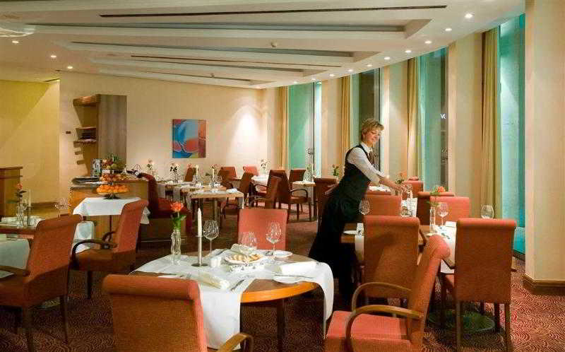 Fotos del hotel Novotel Freiburg Am Konzerthaus:  27