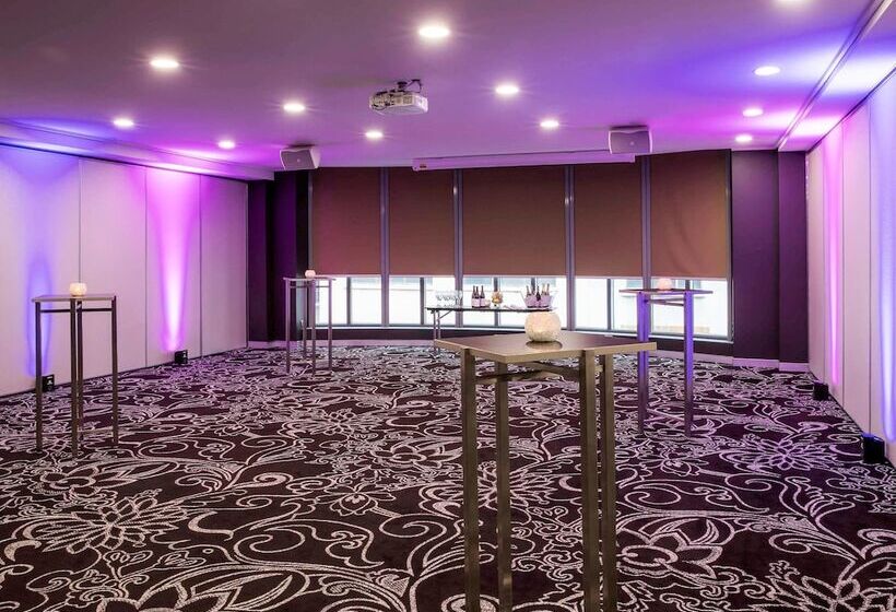 Novotel Melbourne On Collins