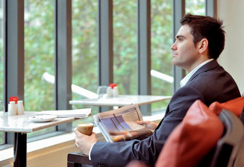 Novotel Melbourne On Collins