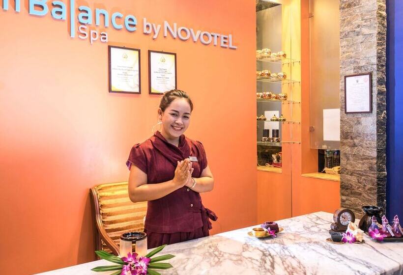 Novotel Phuket Vintage Park Resort