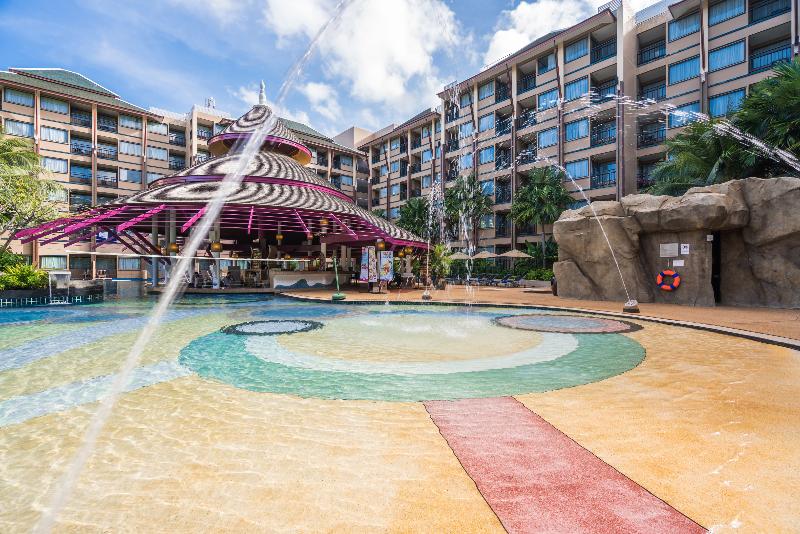 Novotel Phuket Vintage Park Resort