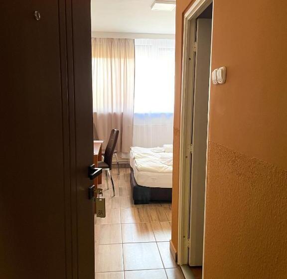 öreg Tó Hotel és Rendezvénytér