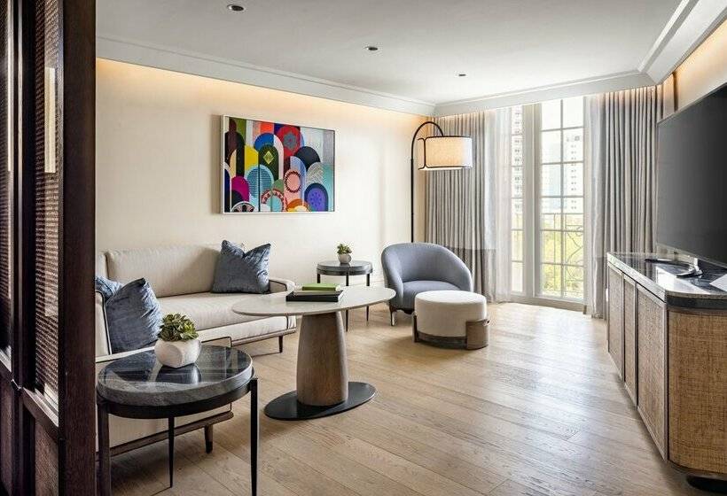 The Vinoy Resort & Golf Club, Autograph Collection