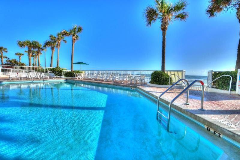 هتل Bahama House Daytona Beach Shores