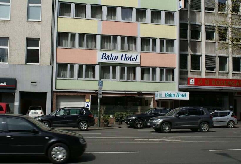 Fotos del hotel Bahn-:  2