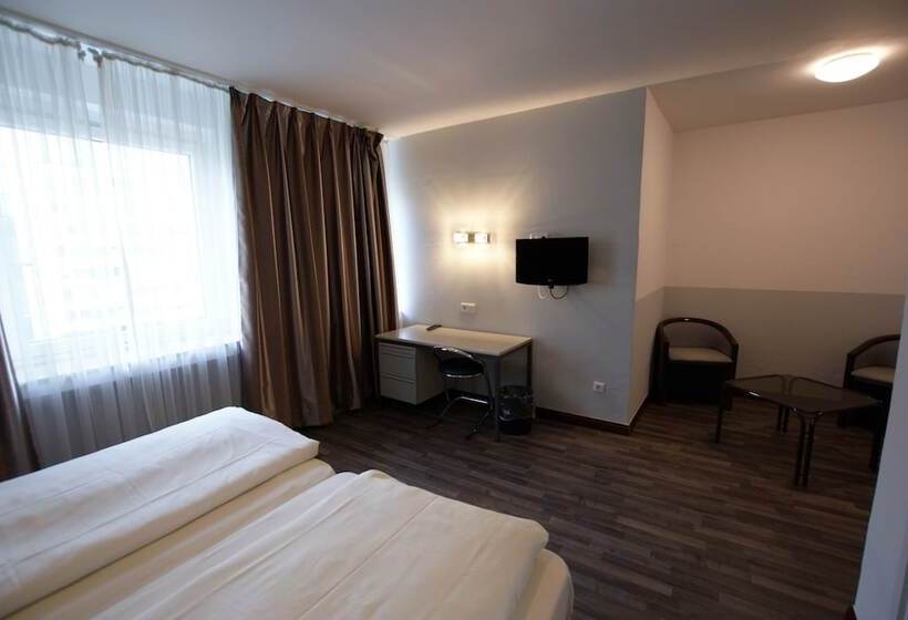 Fotos del hotel Bahn-:  10