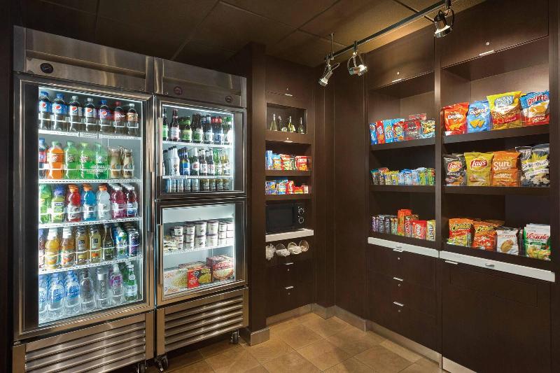 فندق Courtyard Fort Myers Cape Coral