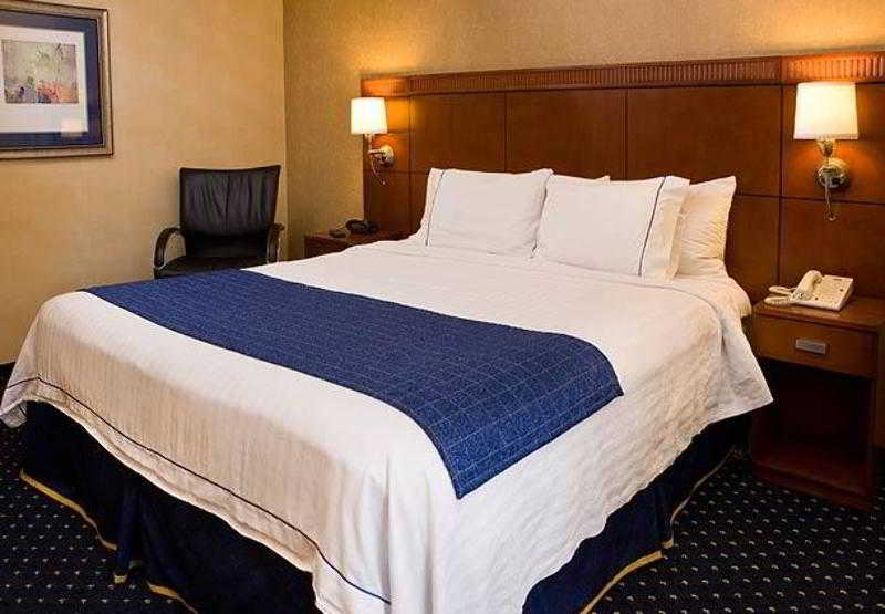 هتل Courtyard Sacramento Airport Natomas