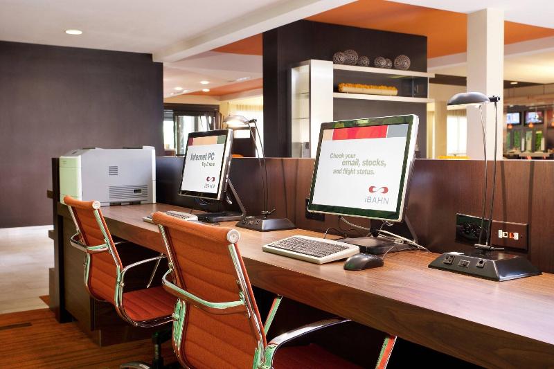 هتل Courtyard Sacramento Airport Natomas