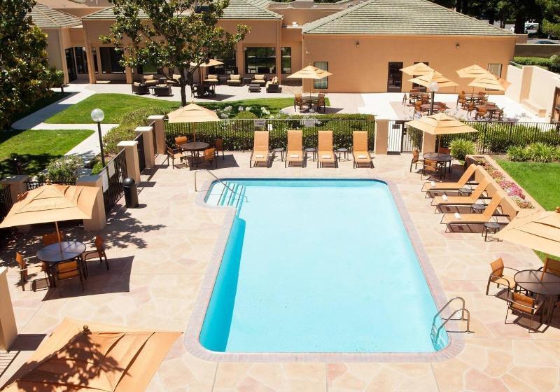هتل Courtyard Sacramento Airport Natomas