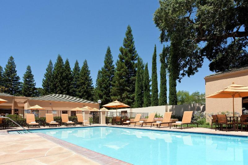 هتل Courtyard Sacramento Airport Natomas