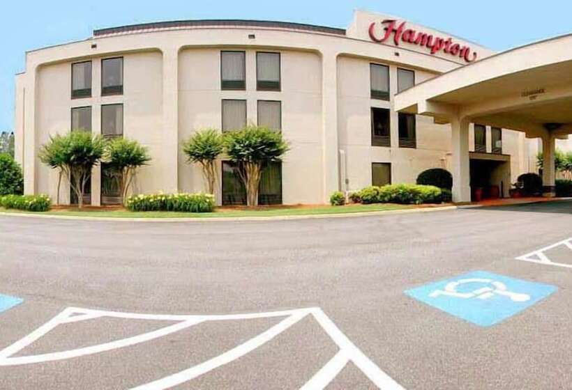 هتل Hampton Inn Atlantatown Center/kennesaw