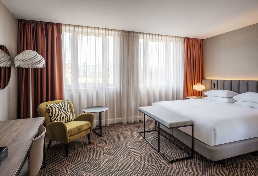 هتل Hilton Brussels Grand Place