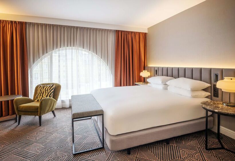 هتل Hilton Brussels Grand Place