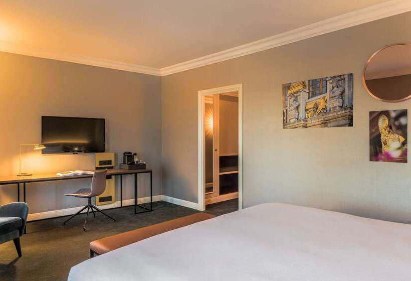 هتل Hilton Brussels Grand Place