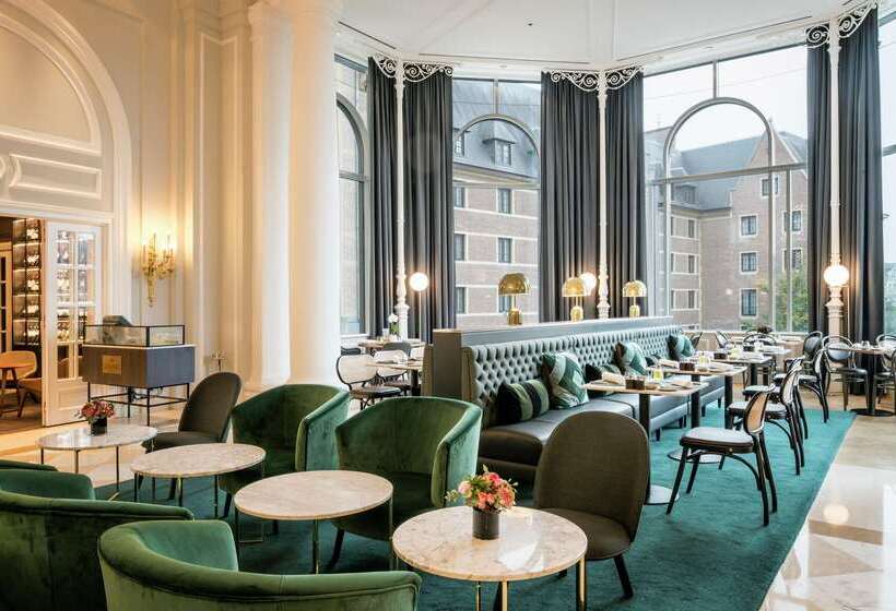 هتل Hilton Brussels Grand Place