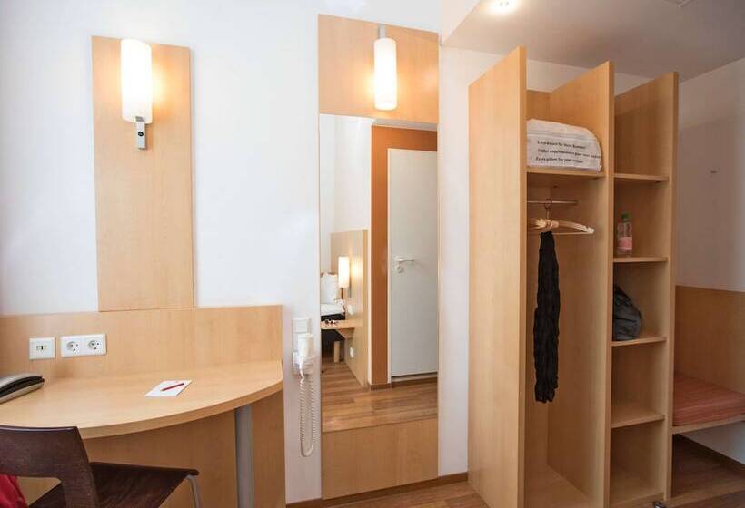 Fotos del hotel Ibis Berlin Neukölln:  6