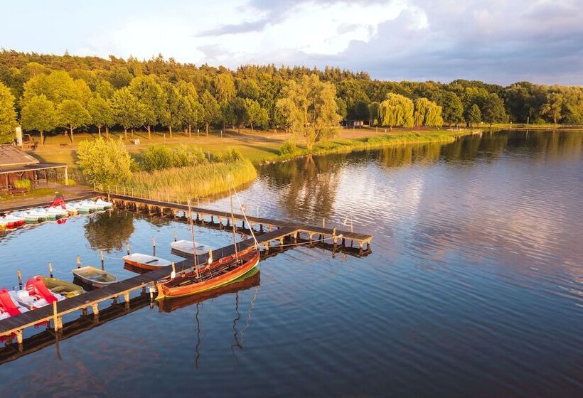בית מלון כפרי Kurhaus Am Inselsee