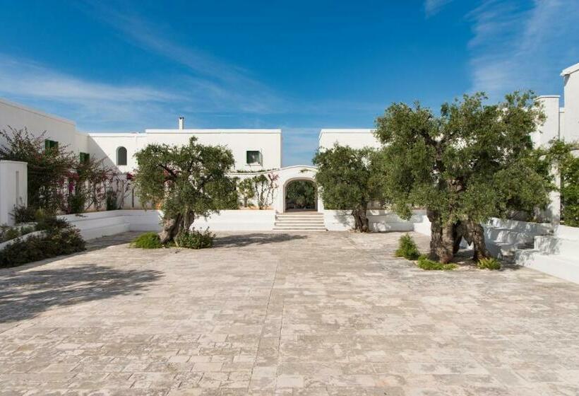هتل Masseria Il Melograno