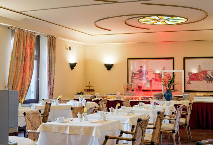 Fotos del hotel Ih Hotels Milano Regency:  16