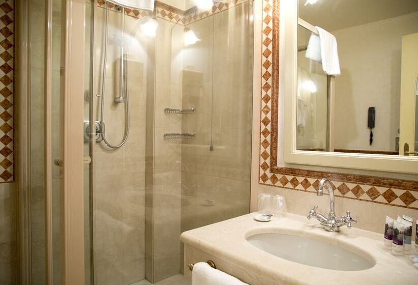 Fotos del hotel Ih Hotels Milano Regency:  18