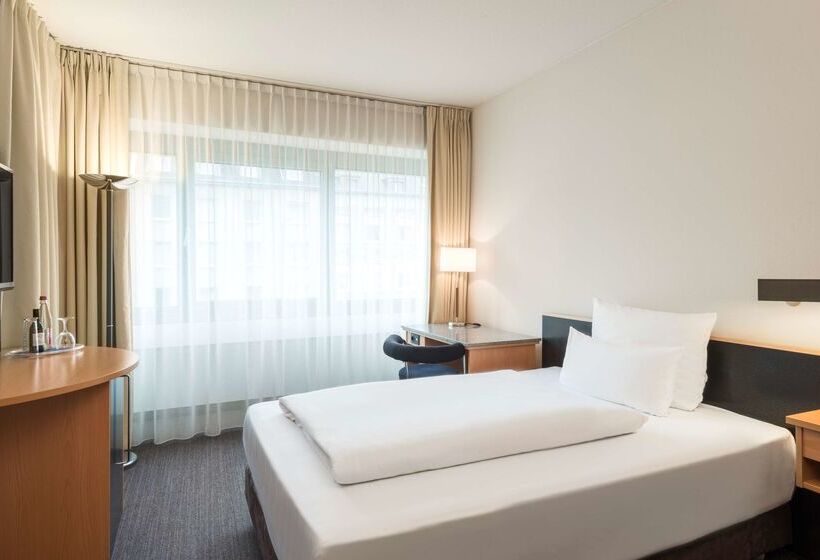 Fotos del hotel Nh Düsseldorf City:  2