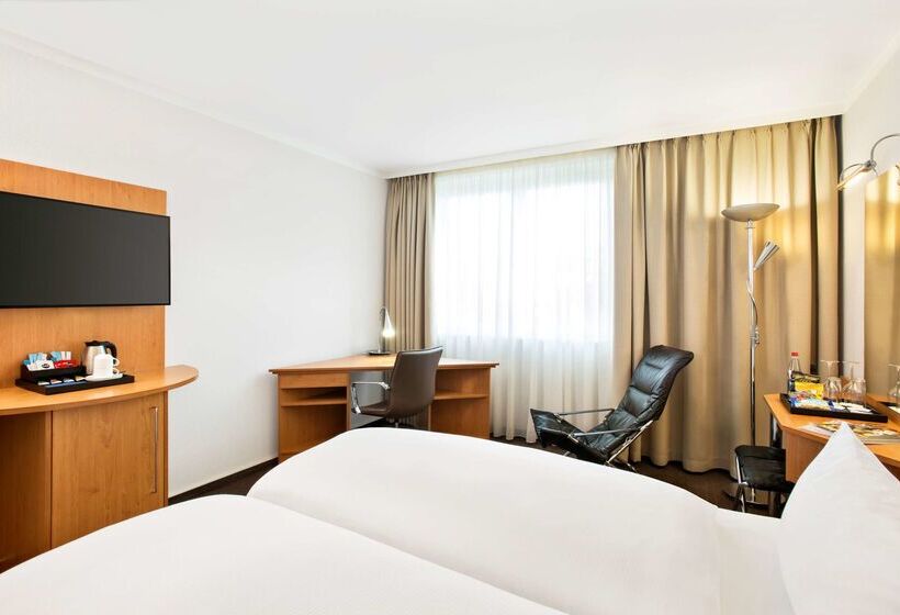 هتل NH Frankfurt Airport West