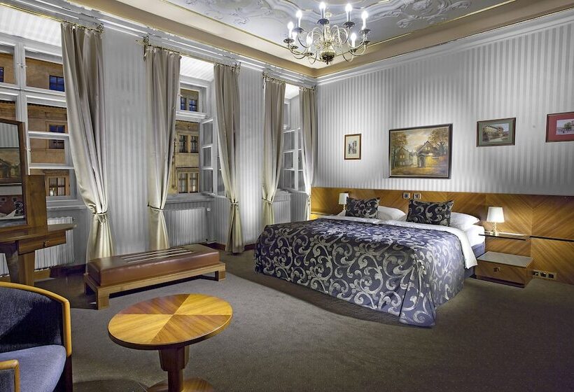 Fotos del hotel Pod V?ží:  3