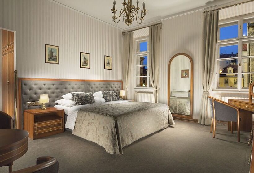 Fotos del hotel Pod V?ží:  2