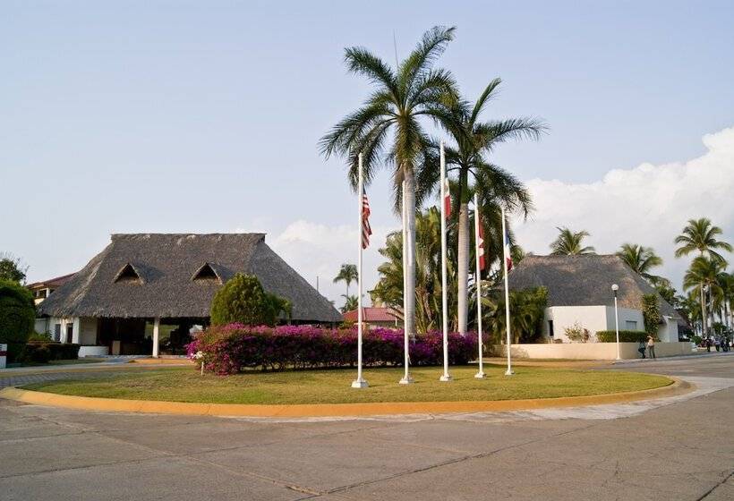 Fotos del hotel Qualton Club Ixtapa  All Inclusive:  20