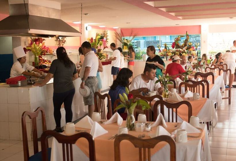 Fotos del hotel Qualton Club Ixtapa  All Inclusive:  19