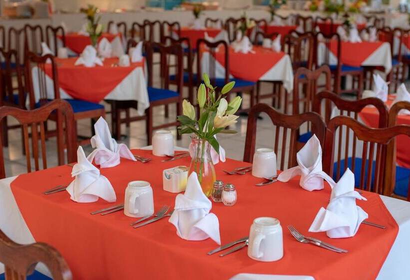 Fotos del hotel Qualton Club Ixtapa  All Inclusive:  5
