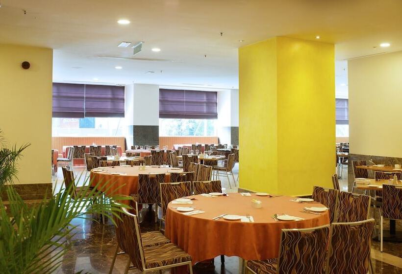 هتل Royal Kuala Lumpur
