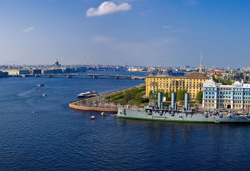 هتل Saint Petersburg