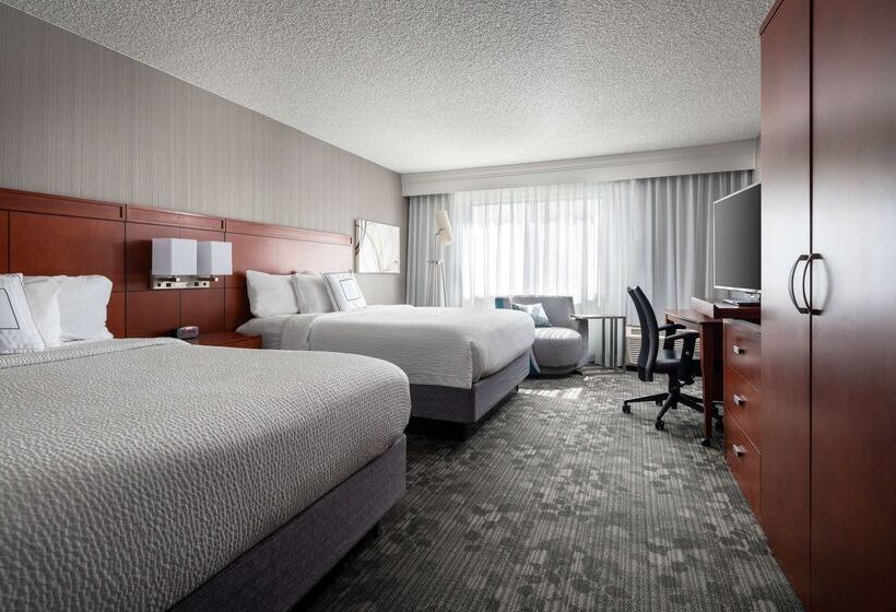 هتل Sonesta Select Camarillo