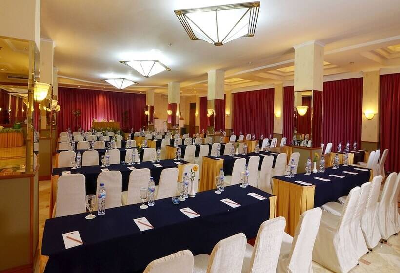 Fotos del hotel The Jayakarta Suites Bandung:  6