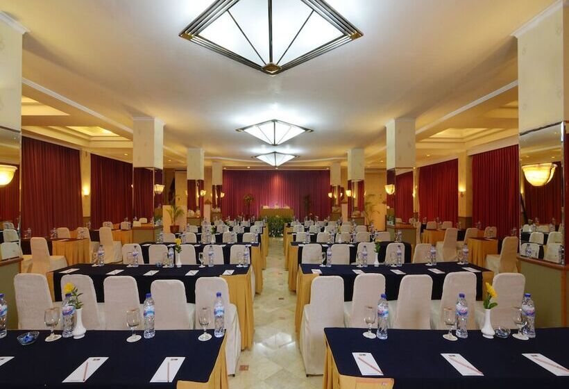 Hotel The Jayakarta Suites Bandung