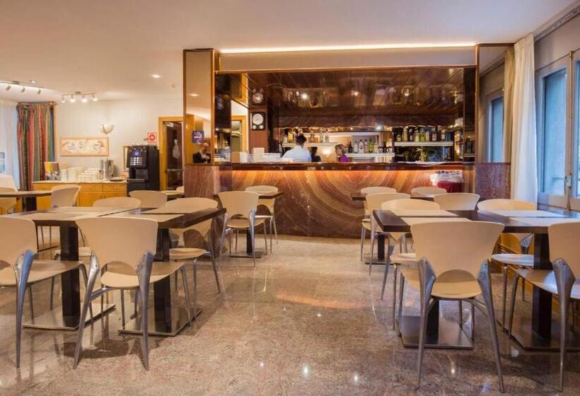 Fotos del hotel YOMO Imperial:  56