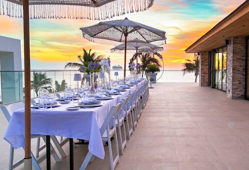 Van Der Valk Plaza Beach & Dive Resort Bonaire