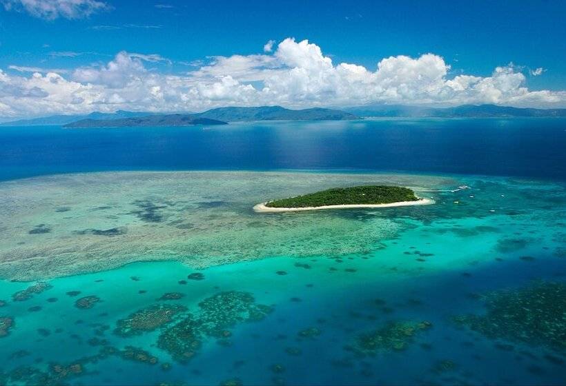 Green Island Resort