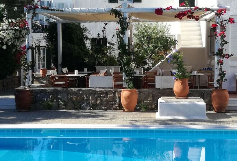 هتل Andromeda Residence