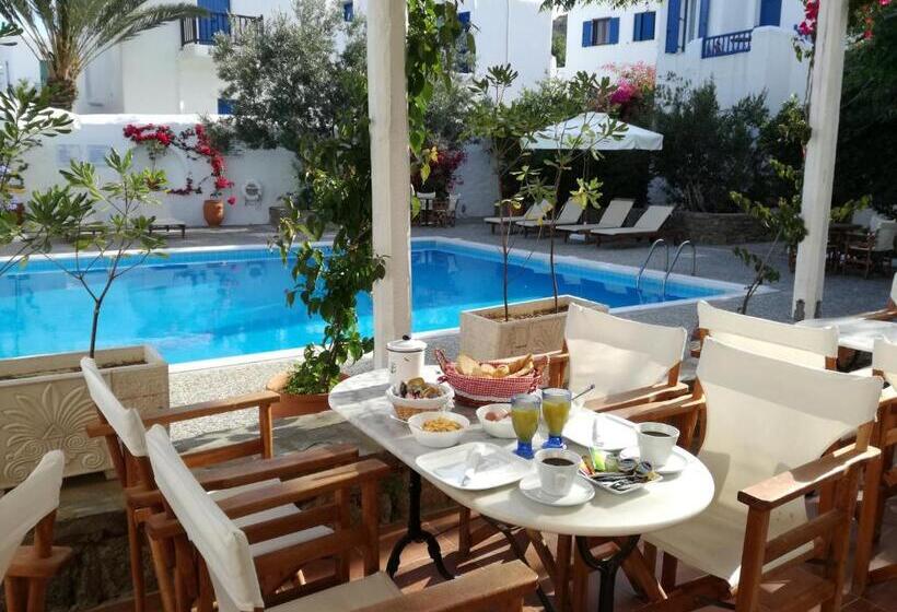هتل Andromeda Residence