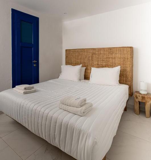 هتل Andromeda Residence