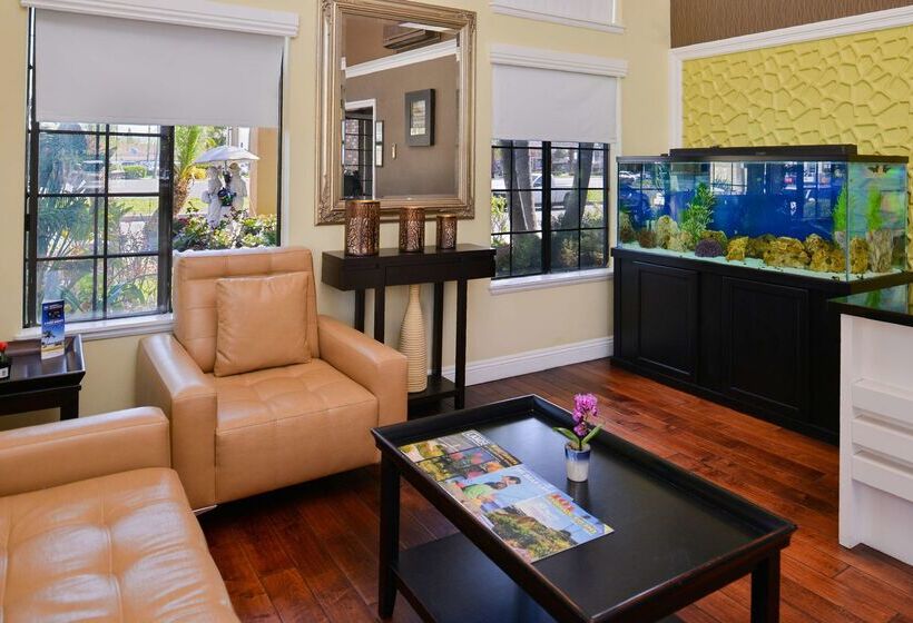 هتل Best Western Palm Garden Inn