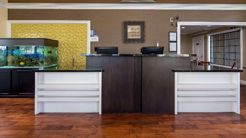 هتل Best Western Palm Garden Inn