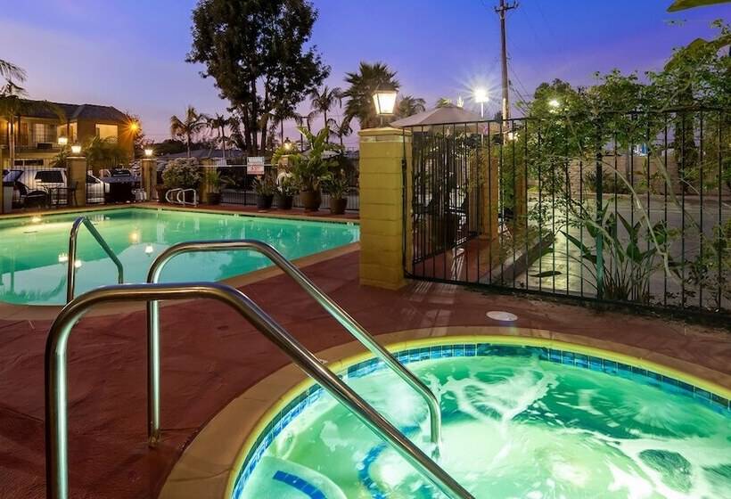 هتل Best Western Palm Garden Inn