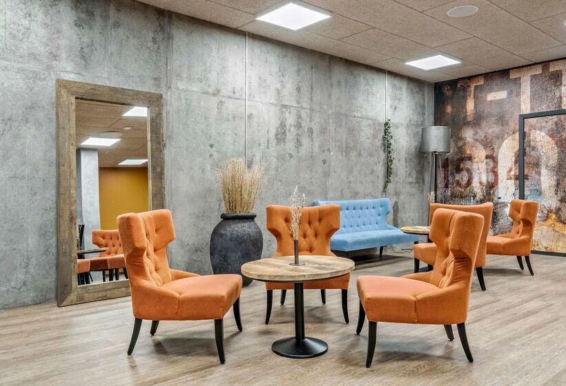 هتل Best Western Royal Holstebro